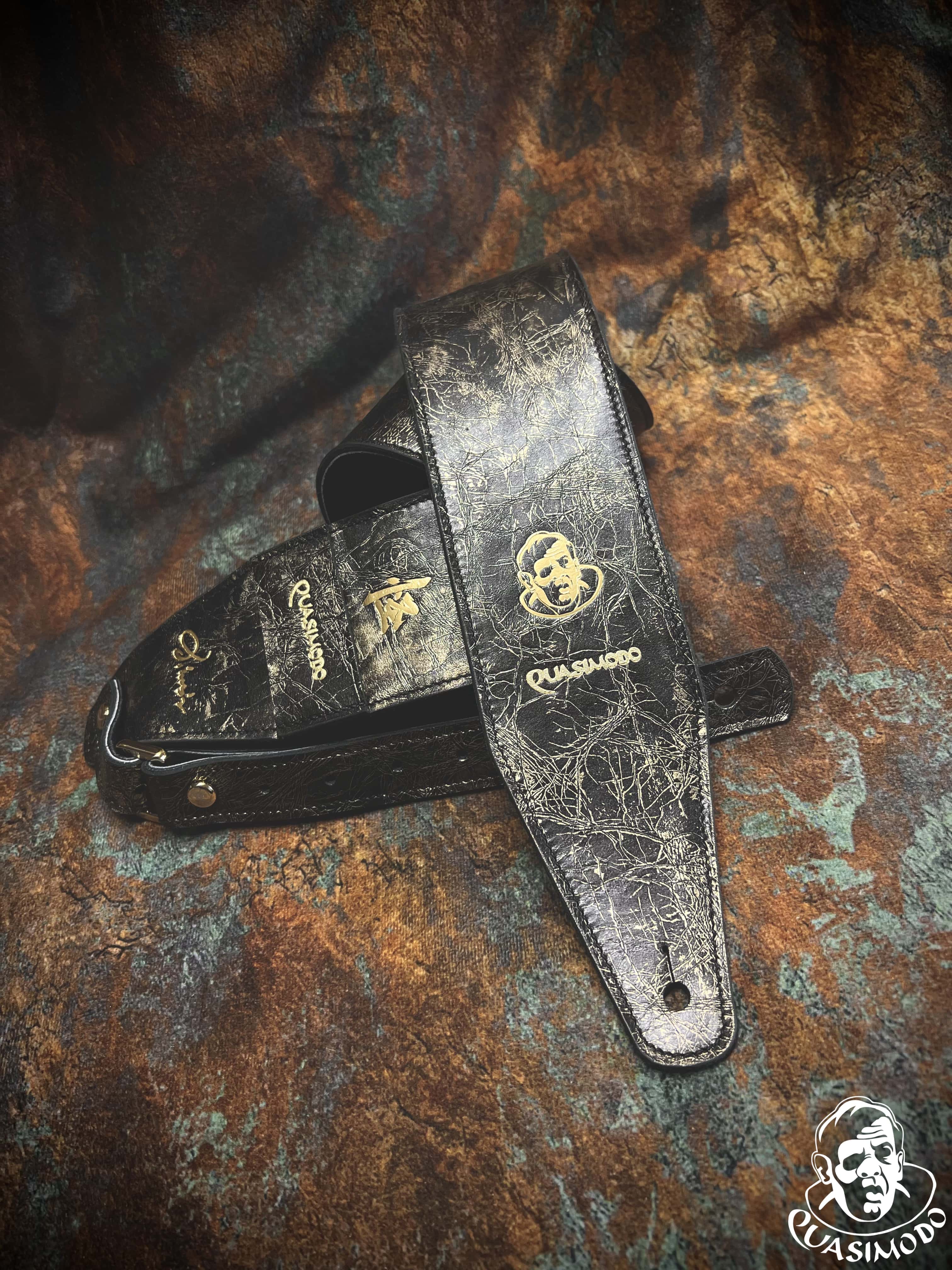 Image of Limited edition custom guitar strap-Face-Limit Design-L-033