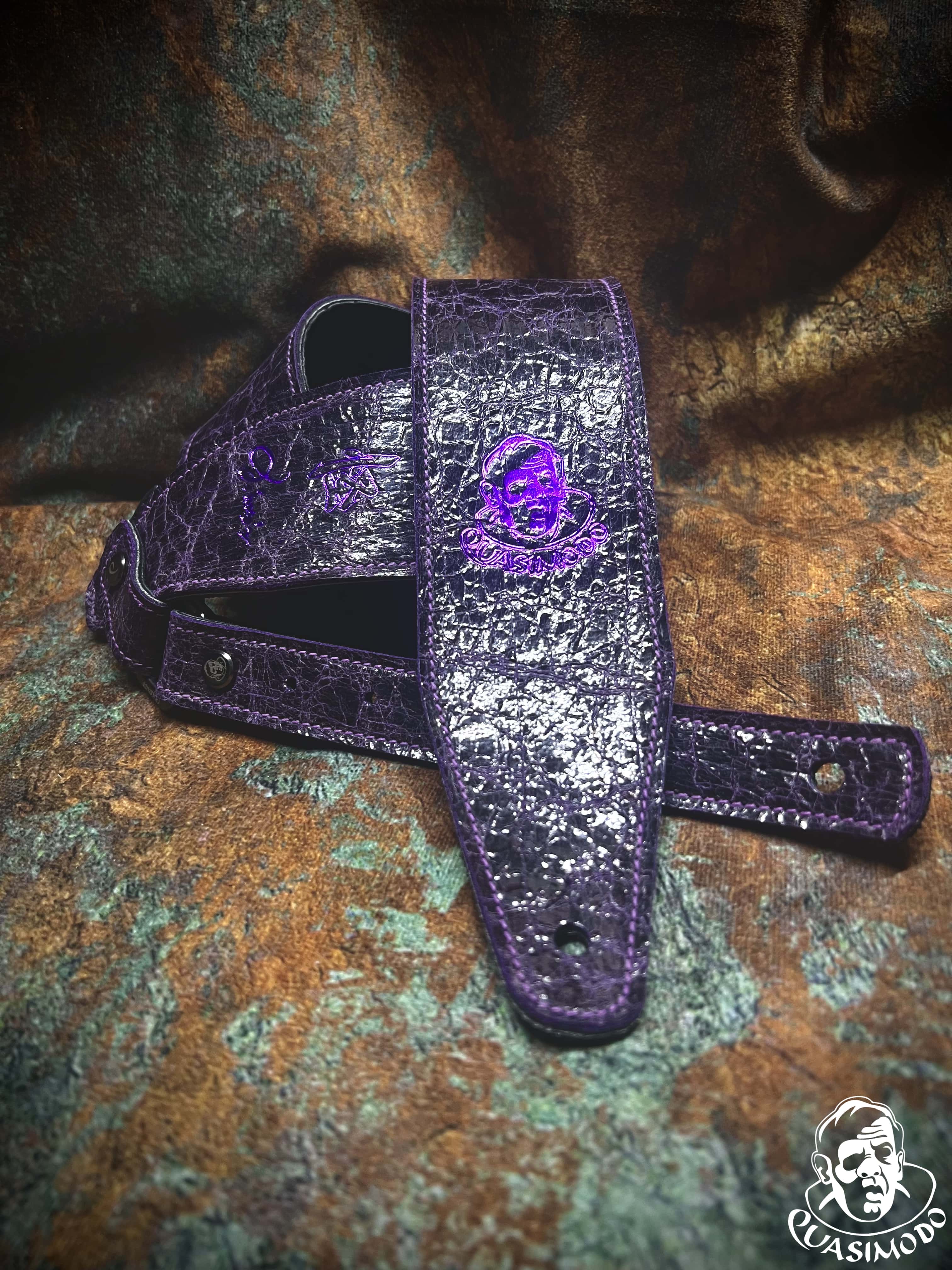 Image of Limited edition custom guitar strap-Face-Limit Design-L-049