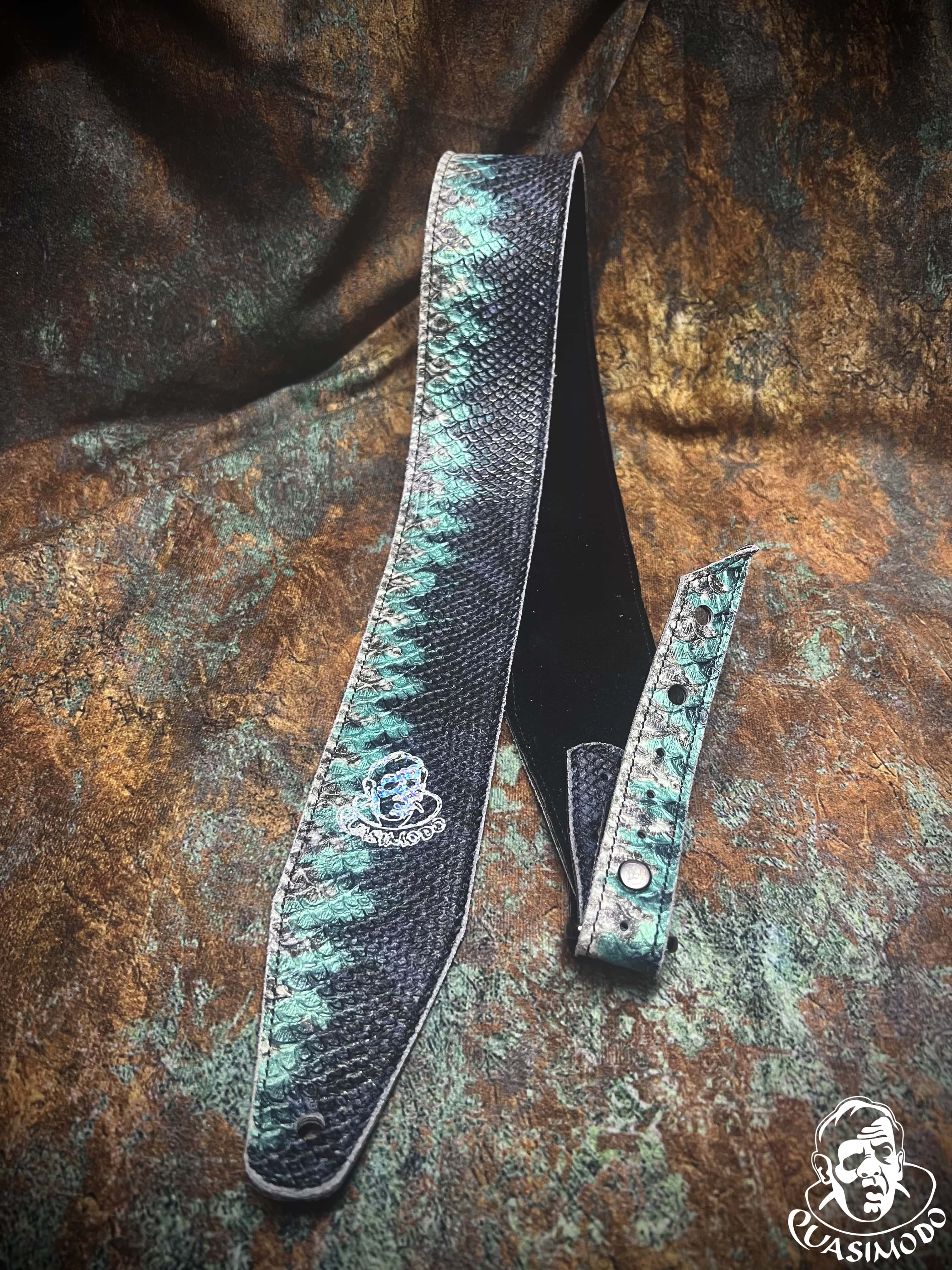 Image of Limited edition custom guitar strap-Face-Limit Design-L-060