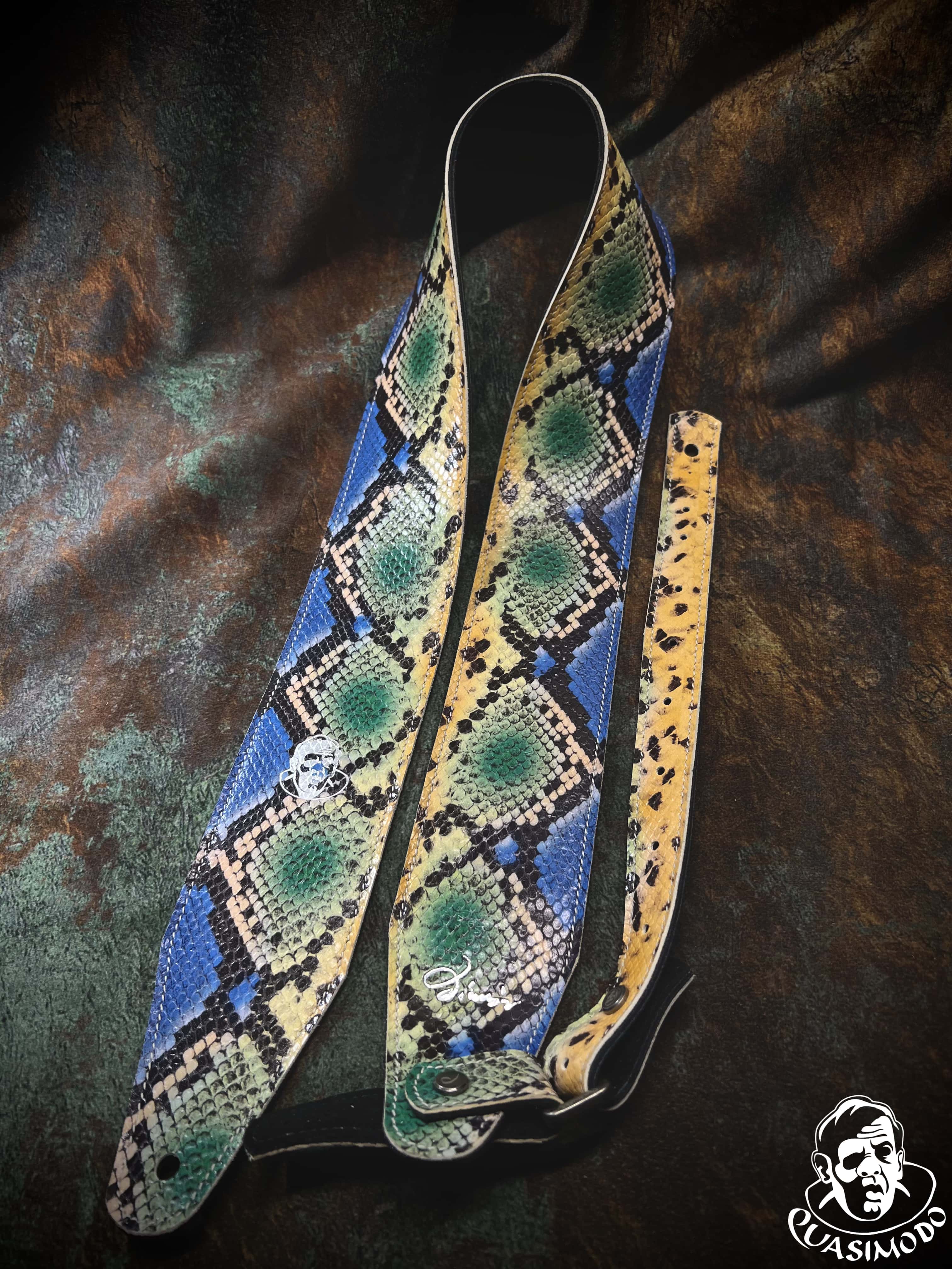 Image of Limited edition custom guitar strap-Face-Limit Design-L-135