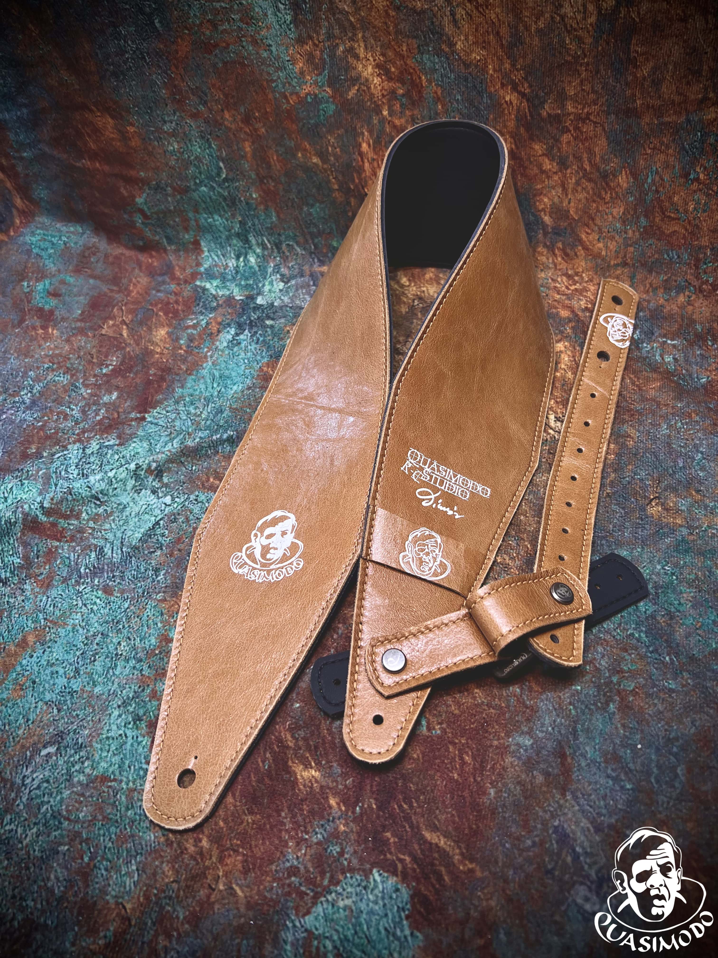 Image of Limited edition custom guitar strap-Face-Limit Design-L-239