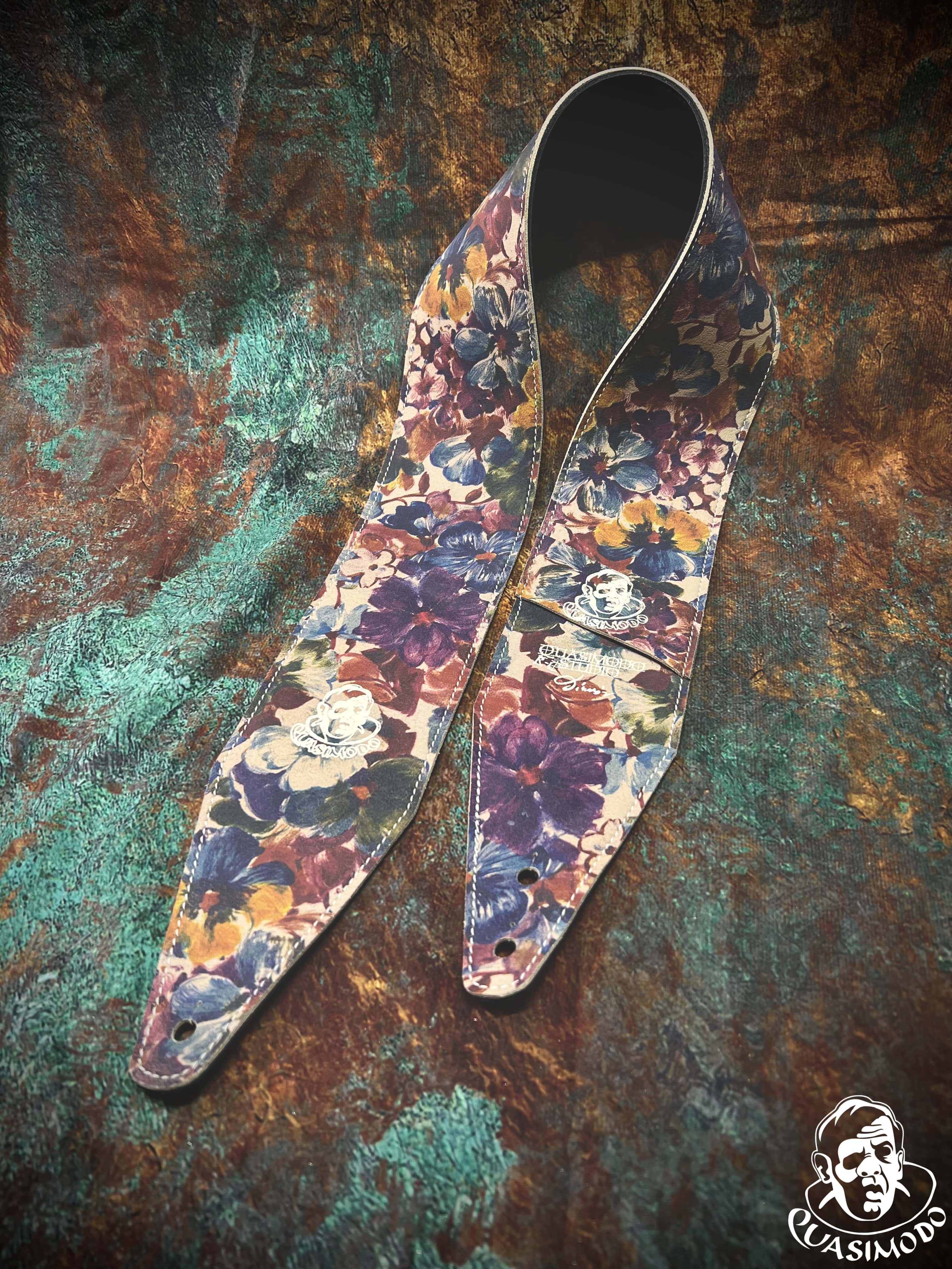 Image of Limited edition custom guitar strap-Face-Limit Design-L-265