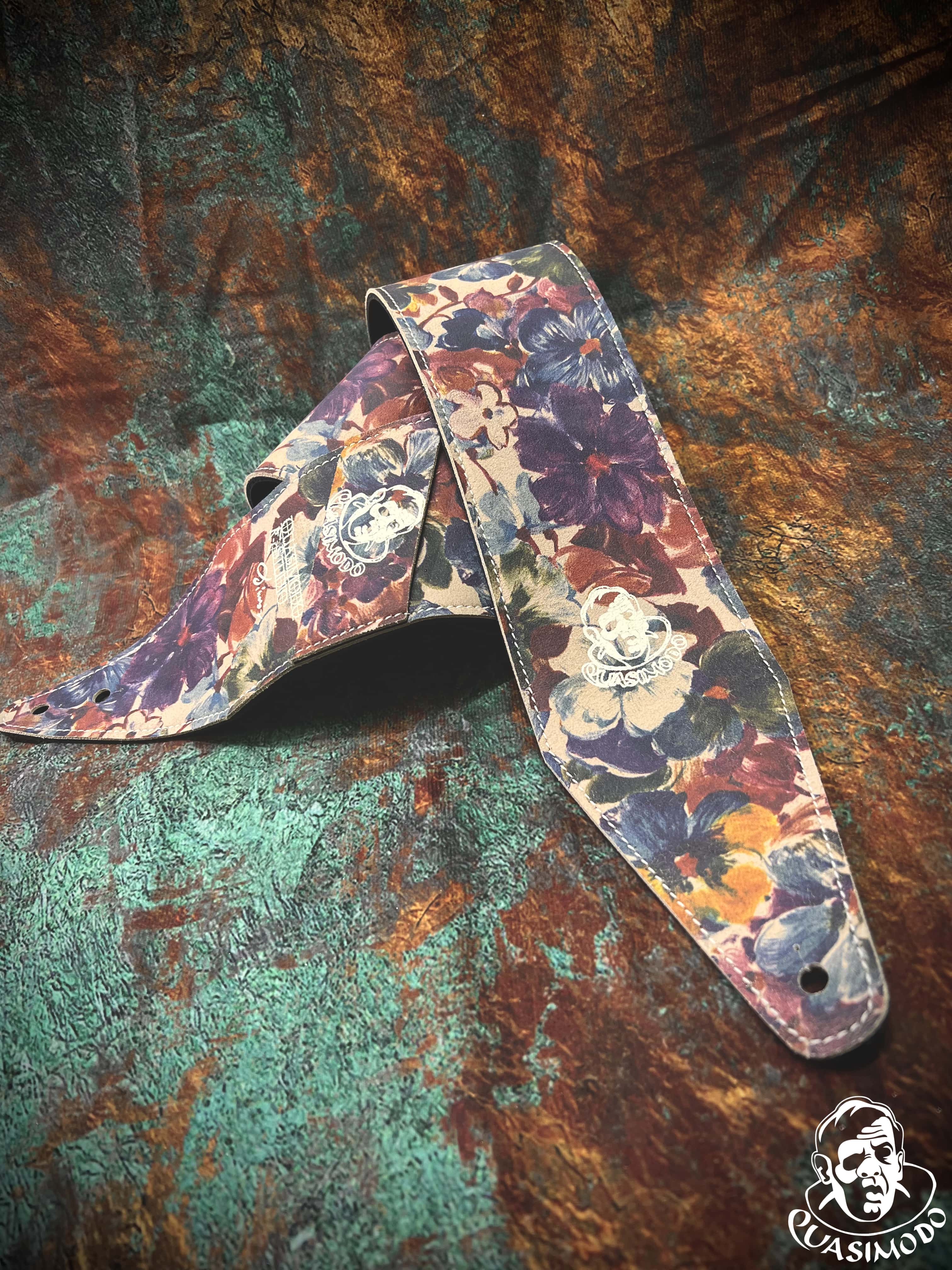 Image of Limited edition custom guitar strap-Face-Limit Design-L-265