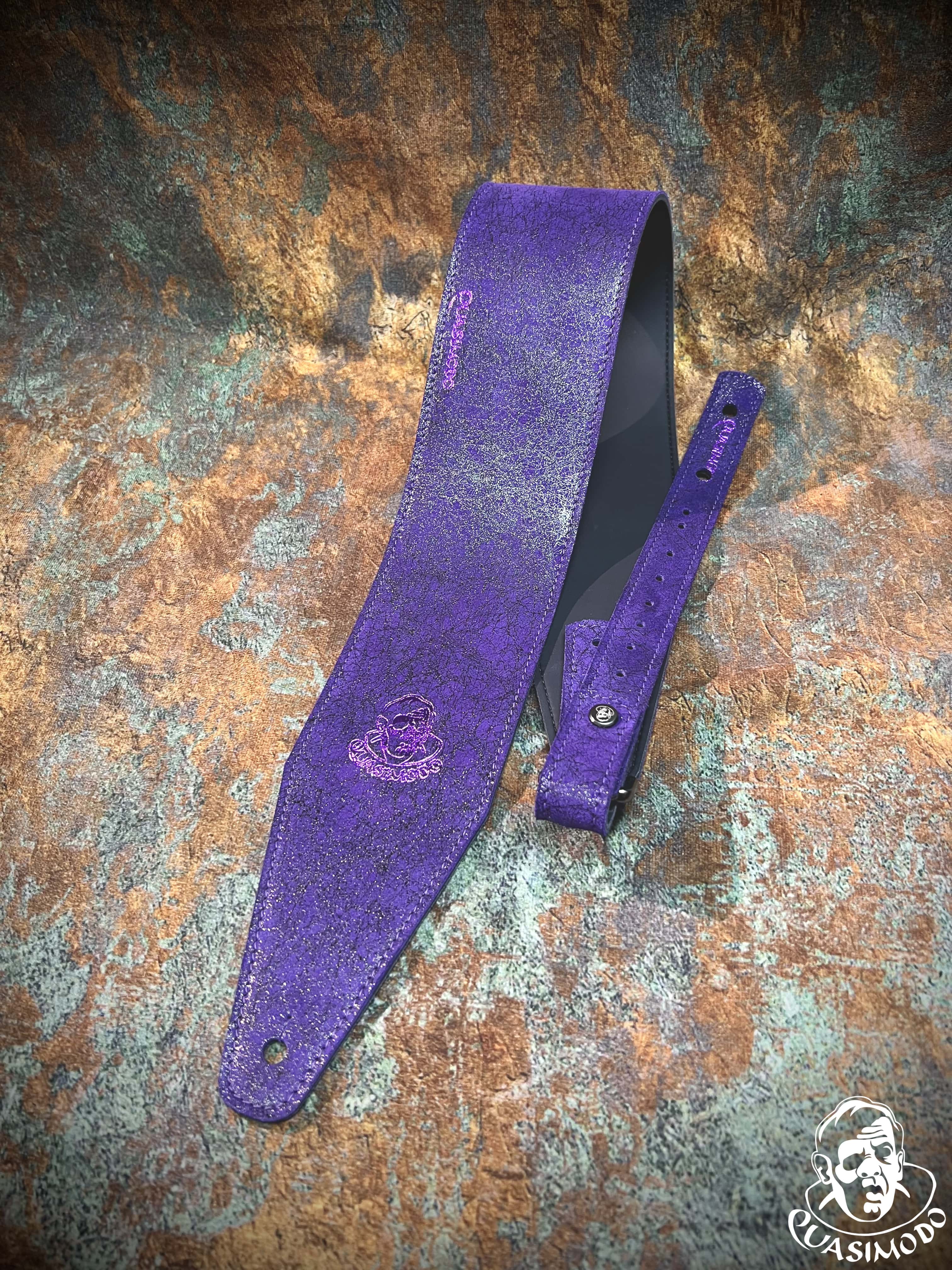 Image of Limited edition custom guitar strap-Face-Limit Design-L-285