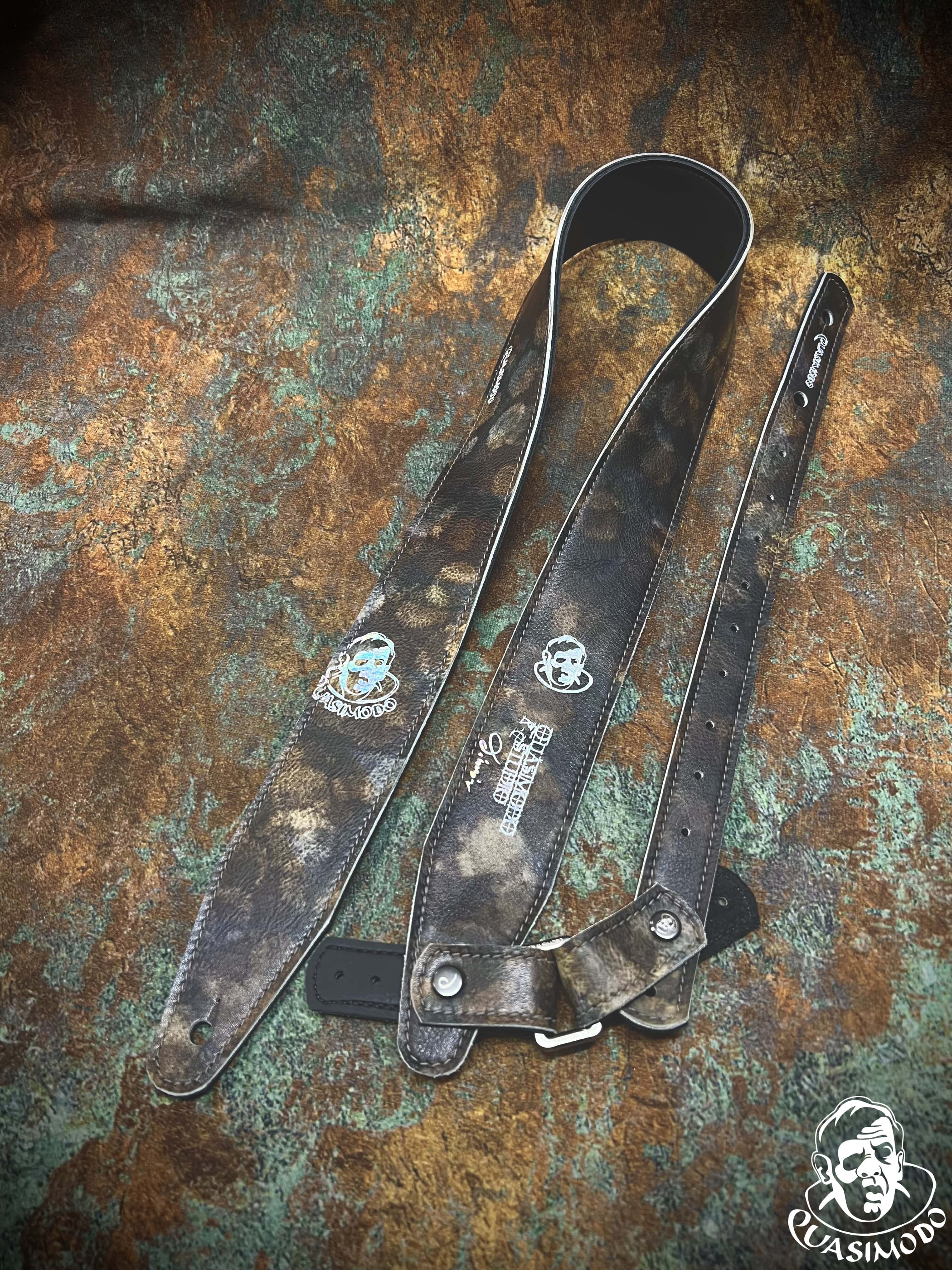 Image of Limited edition custom guitar strap-Face-Limit Design-L-290