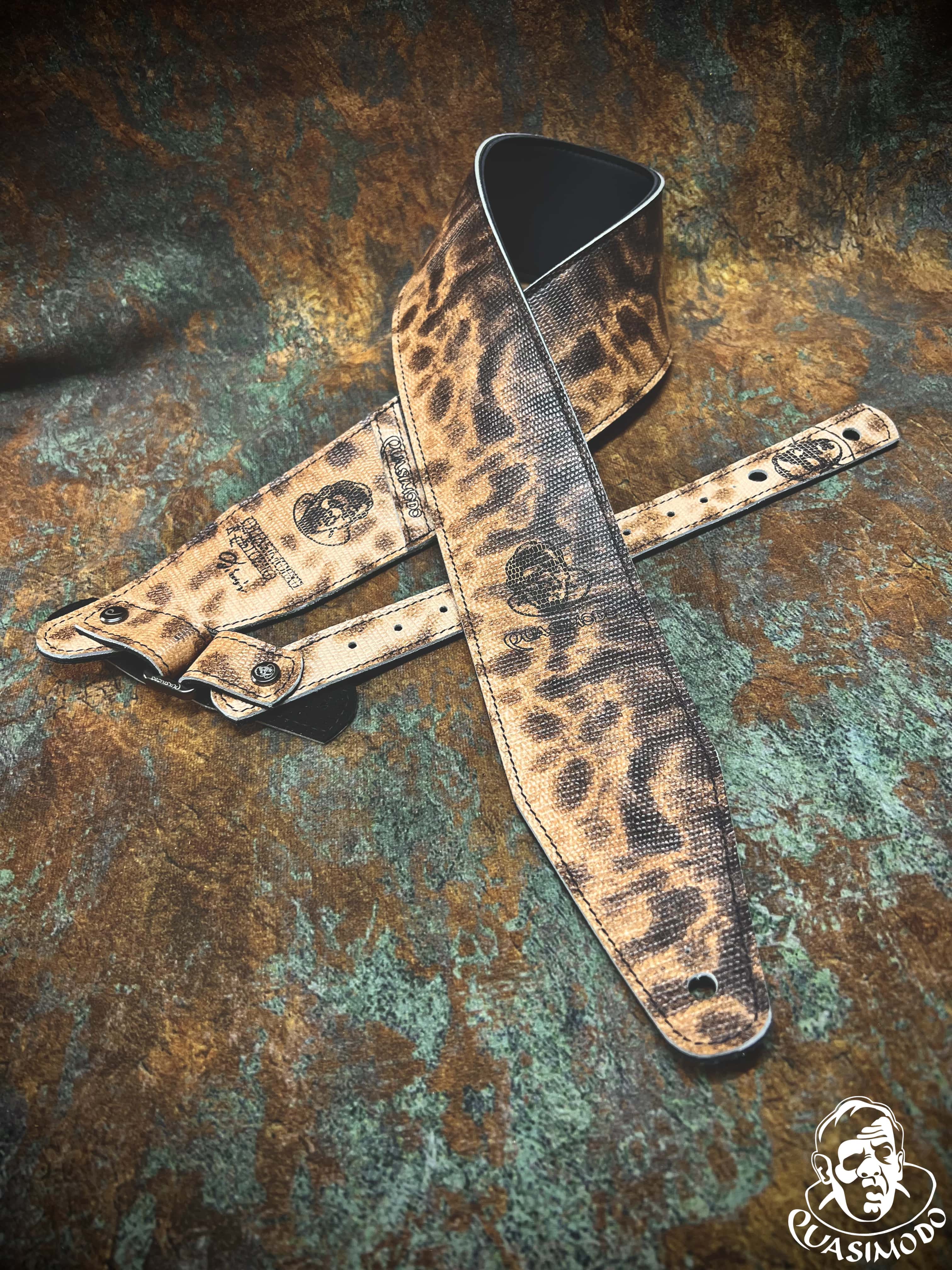 Image of Limited edition custom guitar strap-Face-Limit Design-L-297