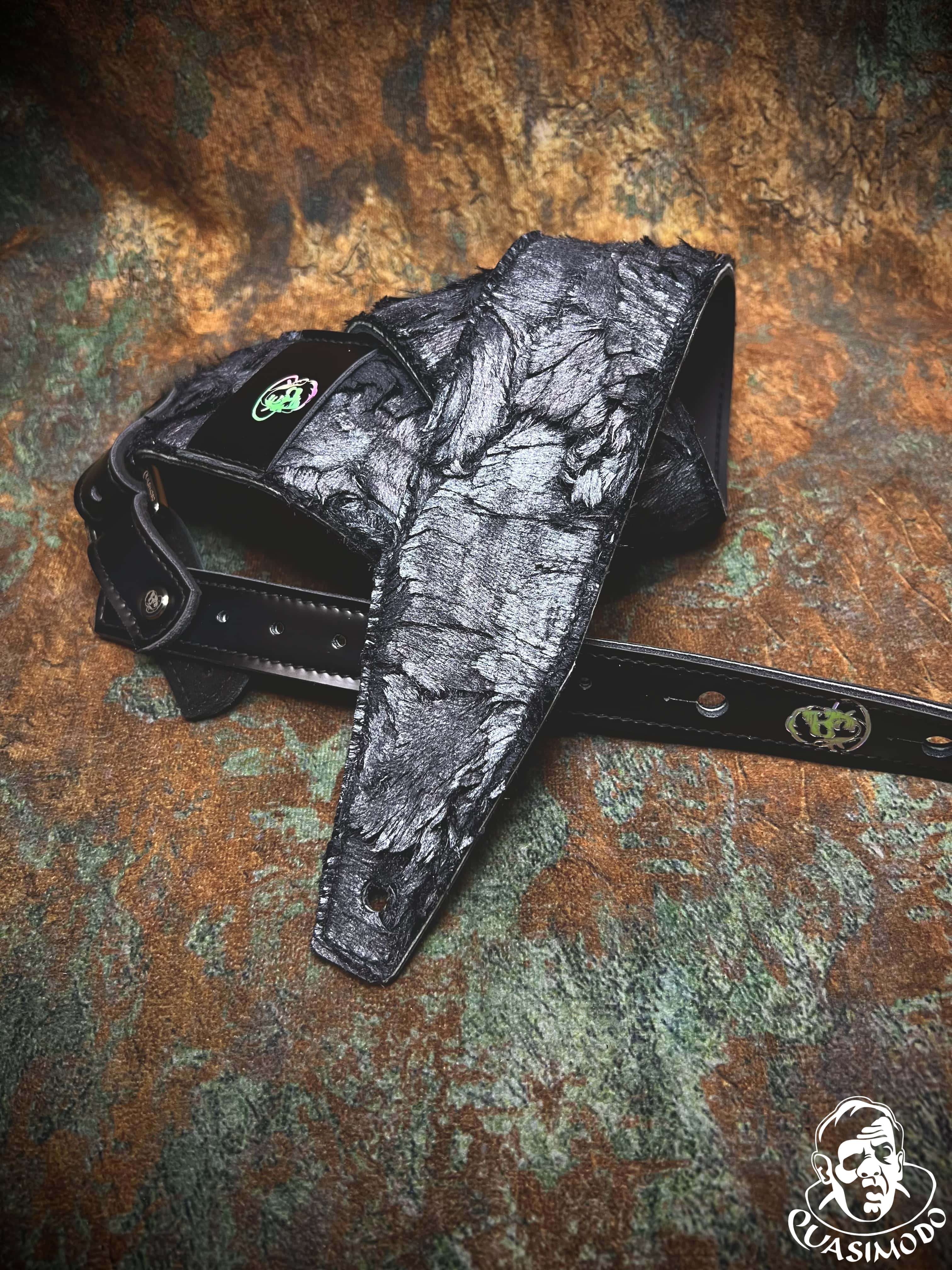 Image of Limited edition custom guitar strap-Face-Limit Design-L-314