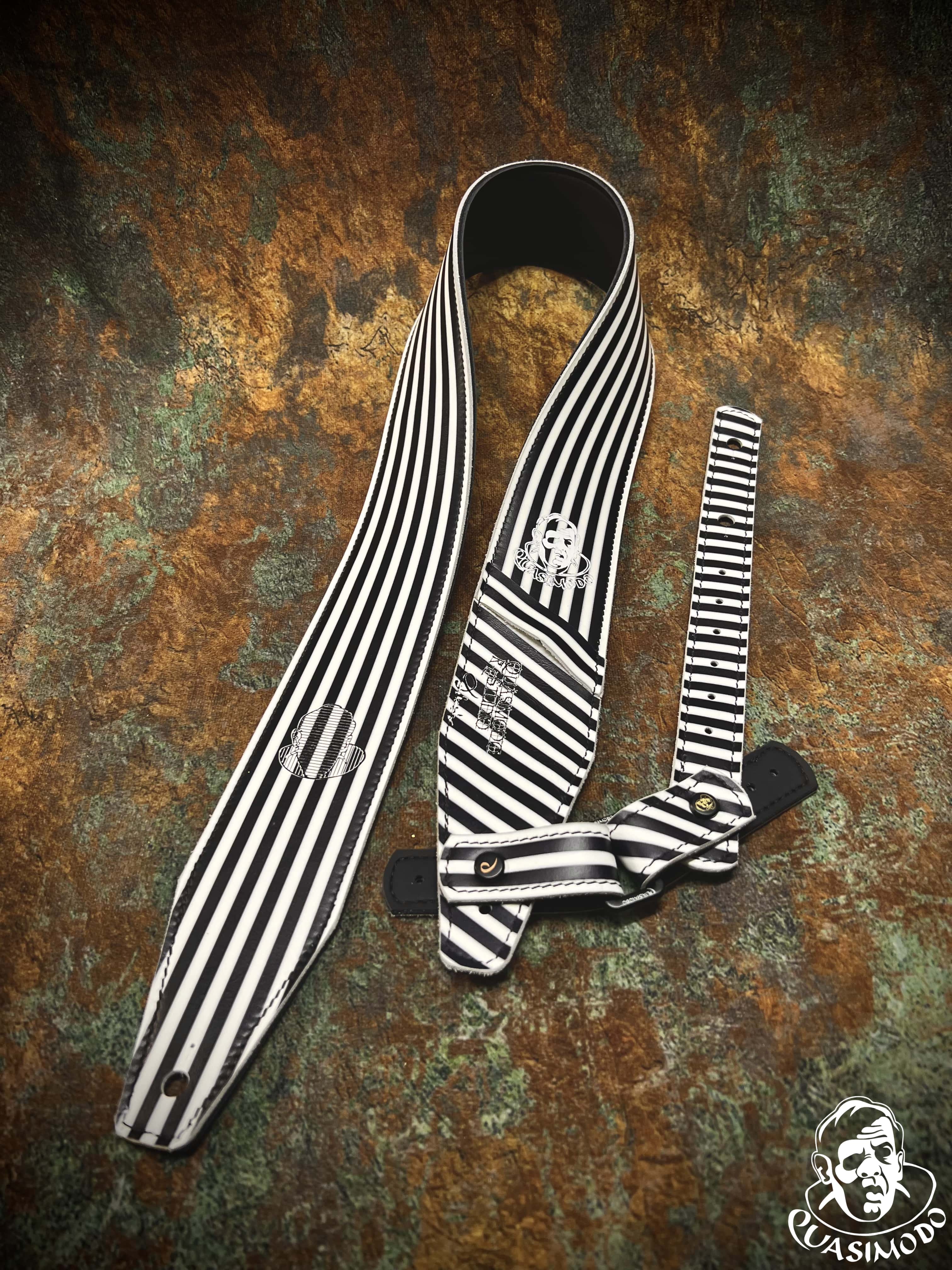 Image of Limited edition custom guitar strap-Face-Limit Design-L-318