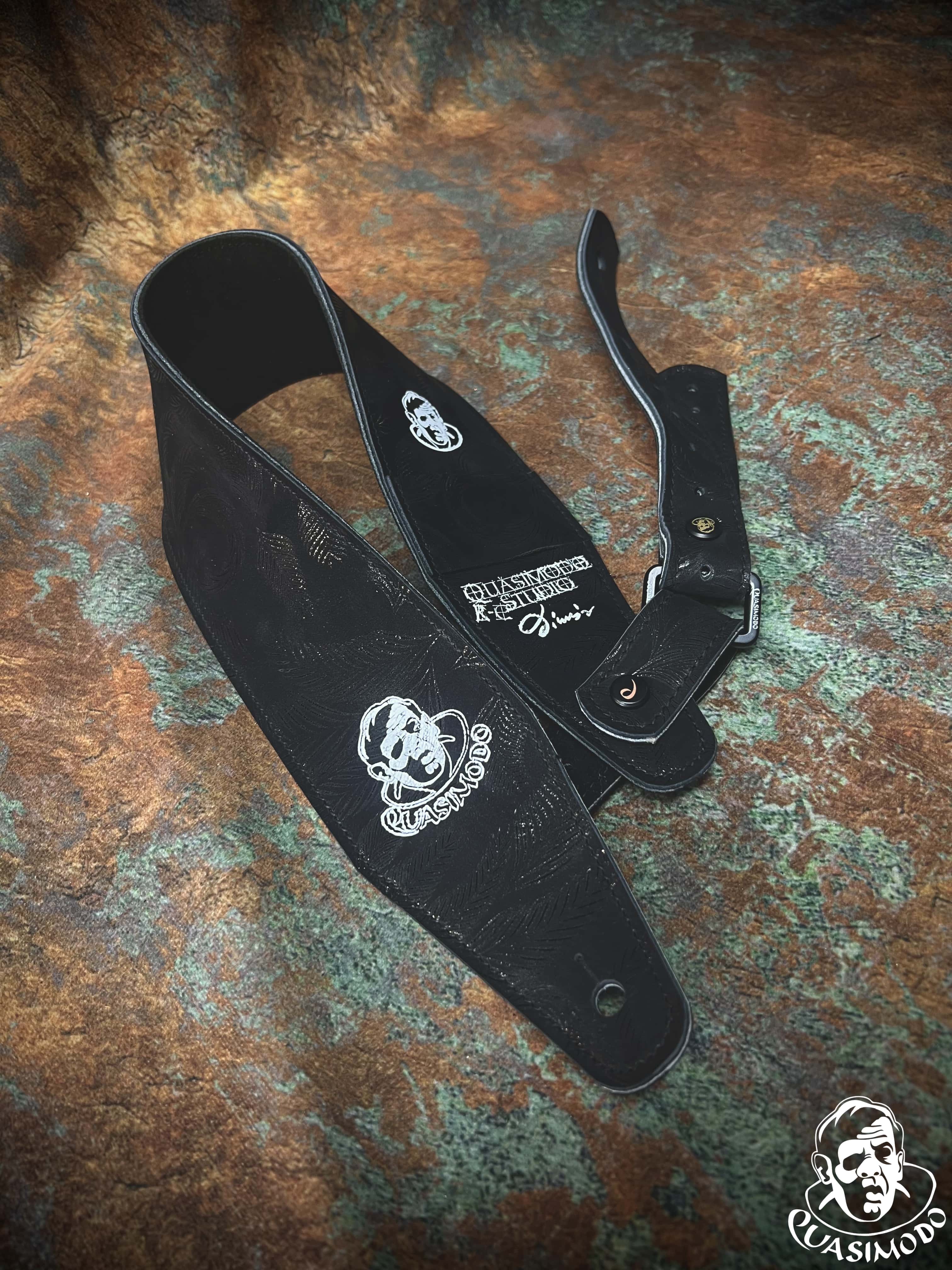 Image of Limited edition custom guitar strap-Face-Limit Design-L-341