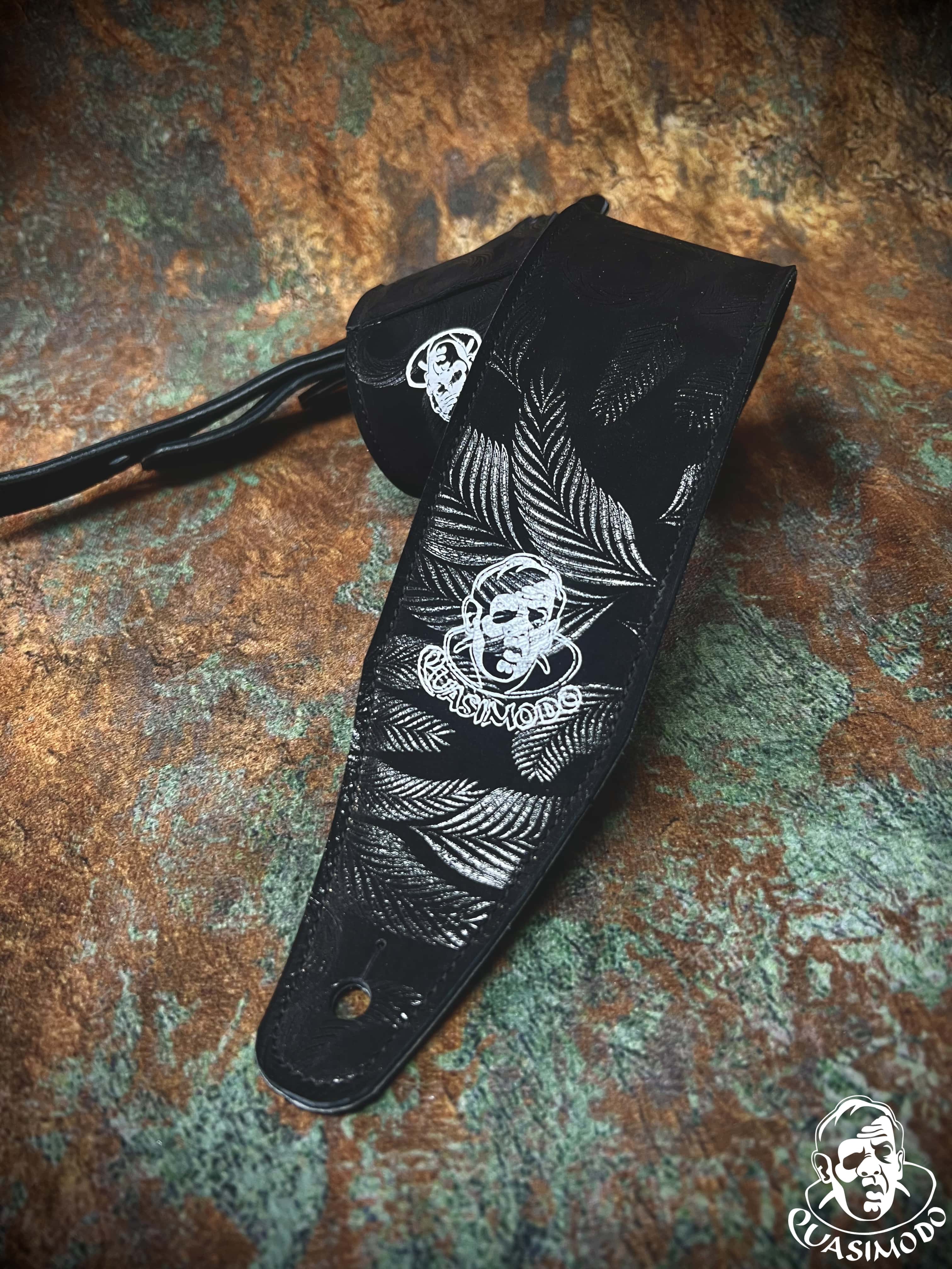 Image of Limited edition custom guitar strap-Face-Limit Design-L-341