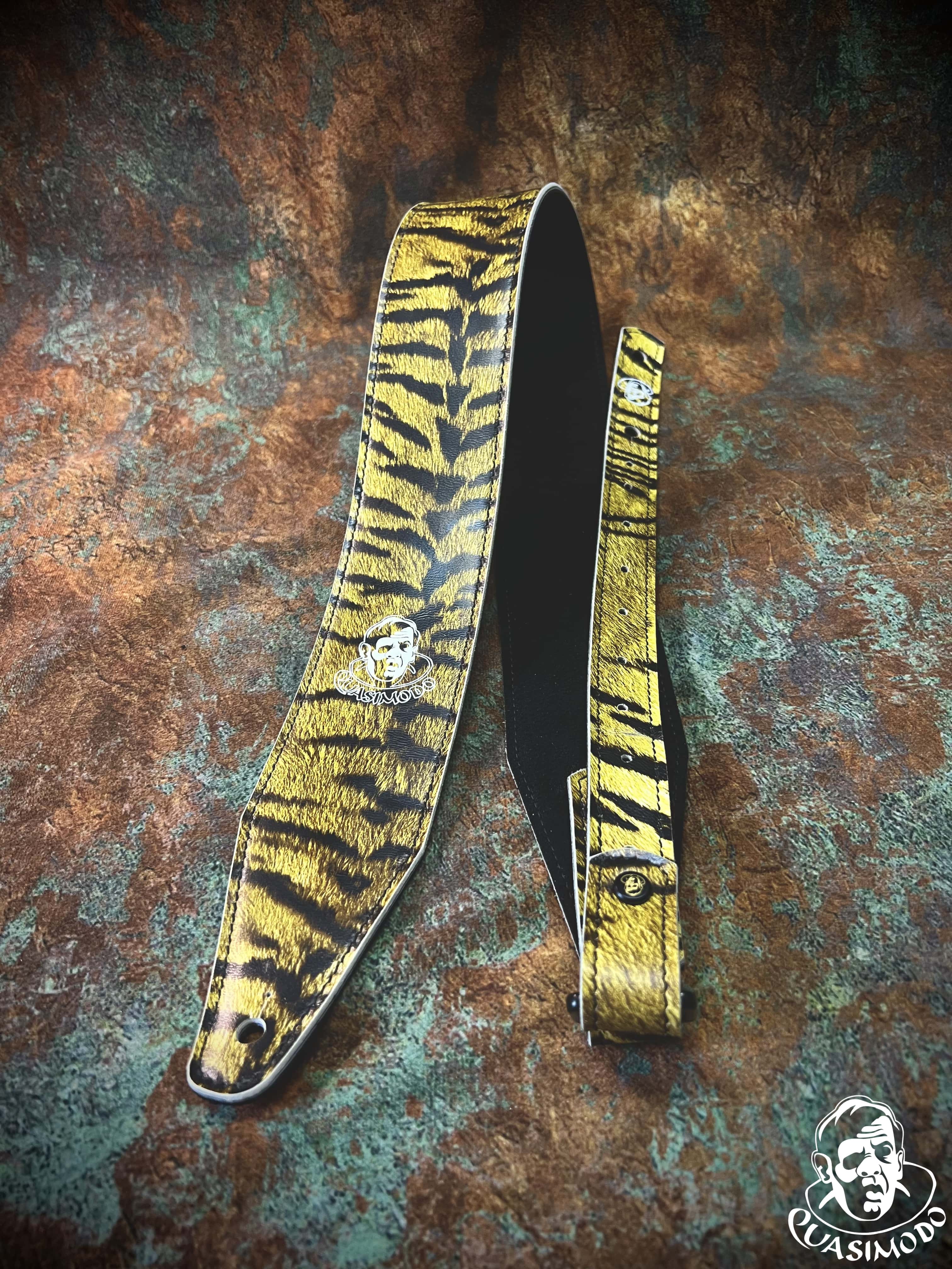 Image of Limited edition custom guitar strap-Face-Limit Design-L-347