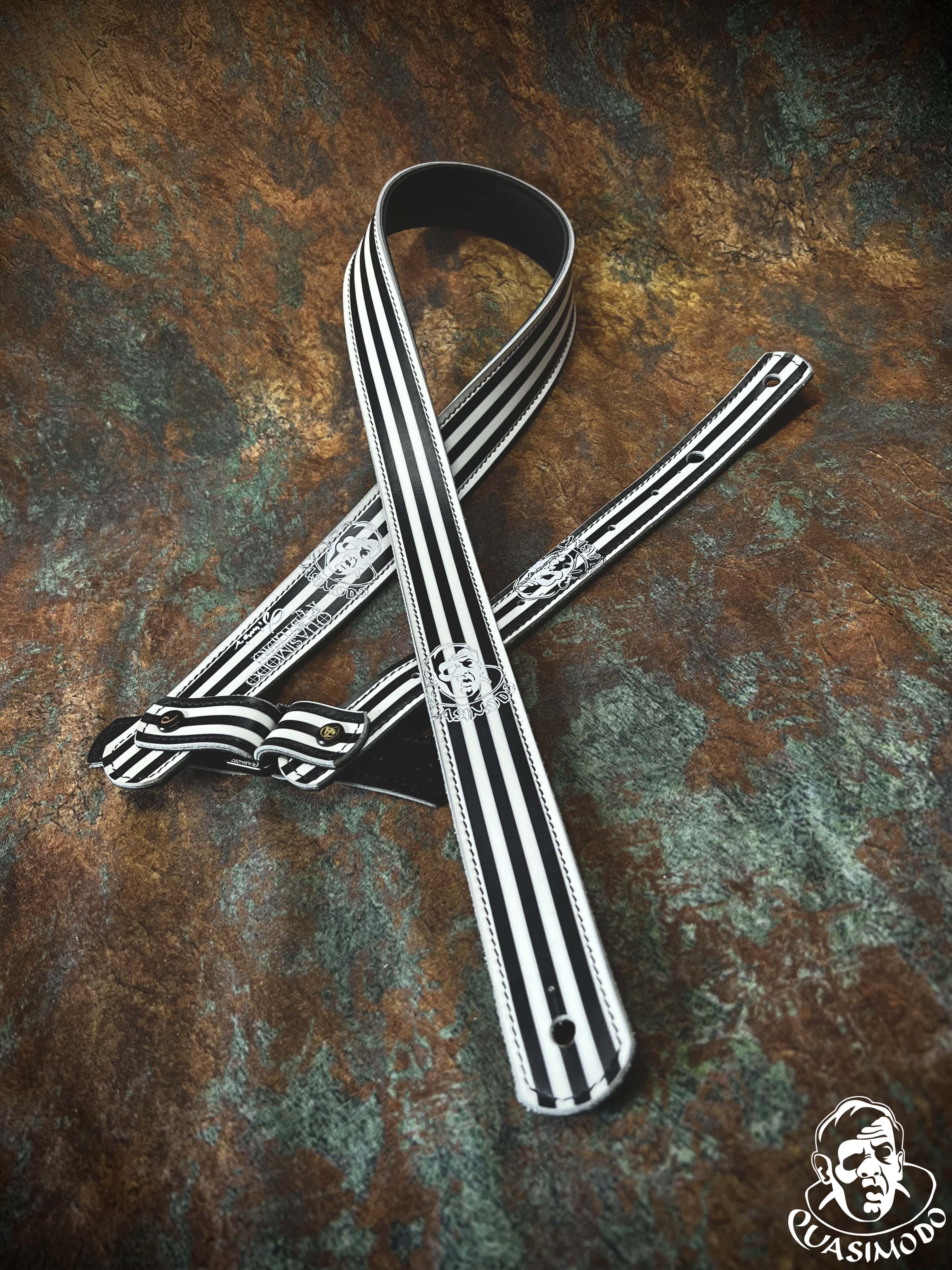 Image of Limited edition custom guitar strap-Face-Limit Design-L-361