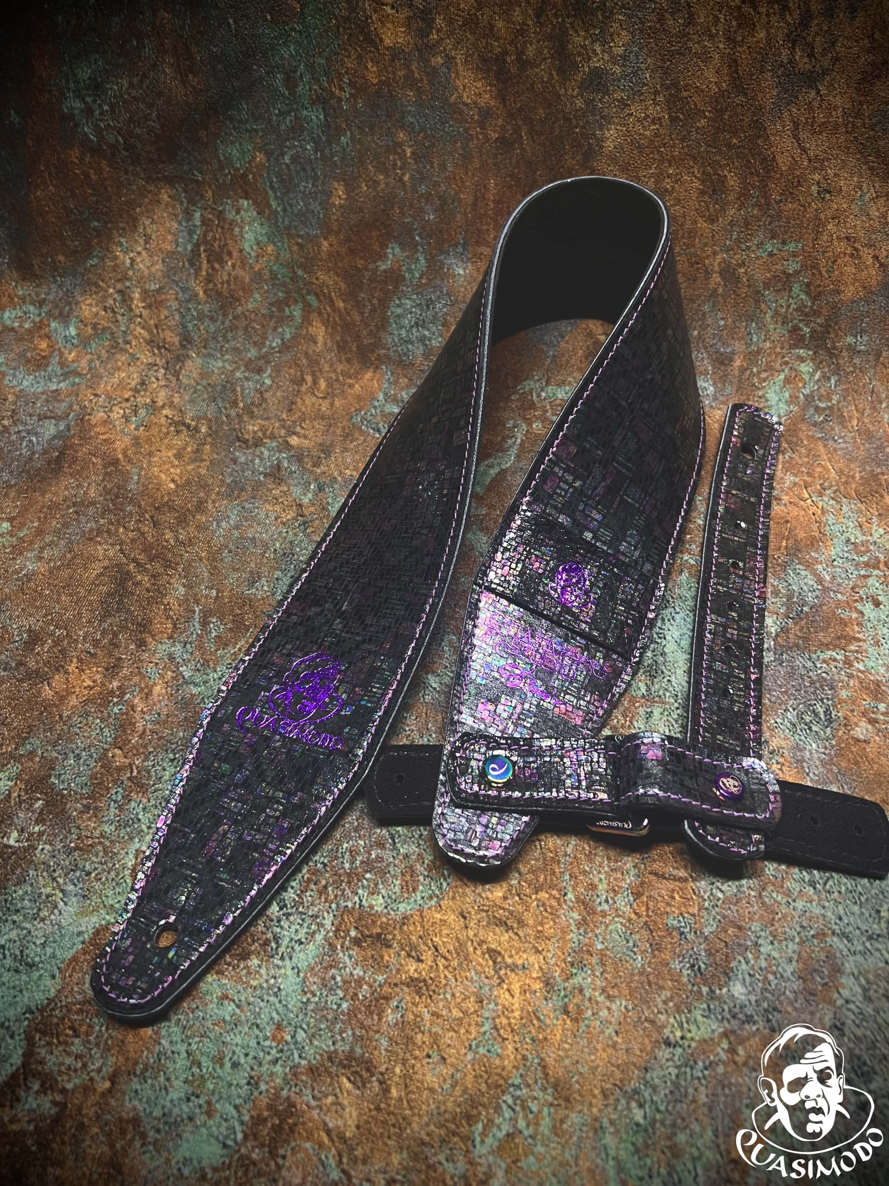 Image of Limited edition custom guitar strap-Face-Limit Design-L-368