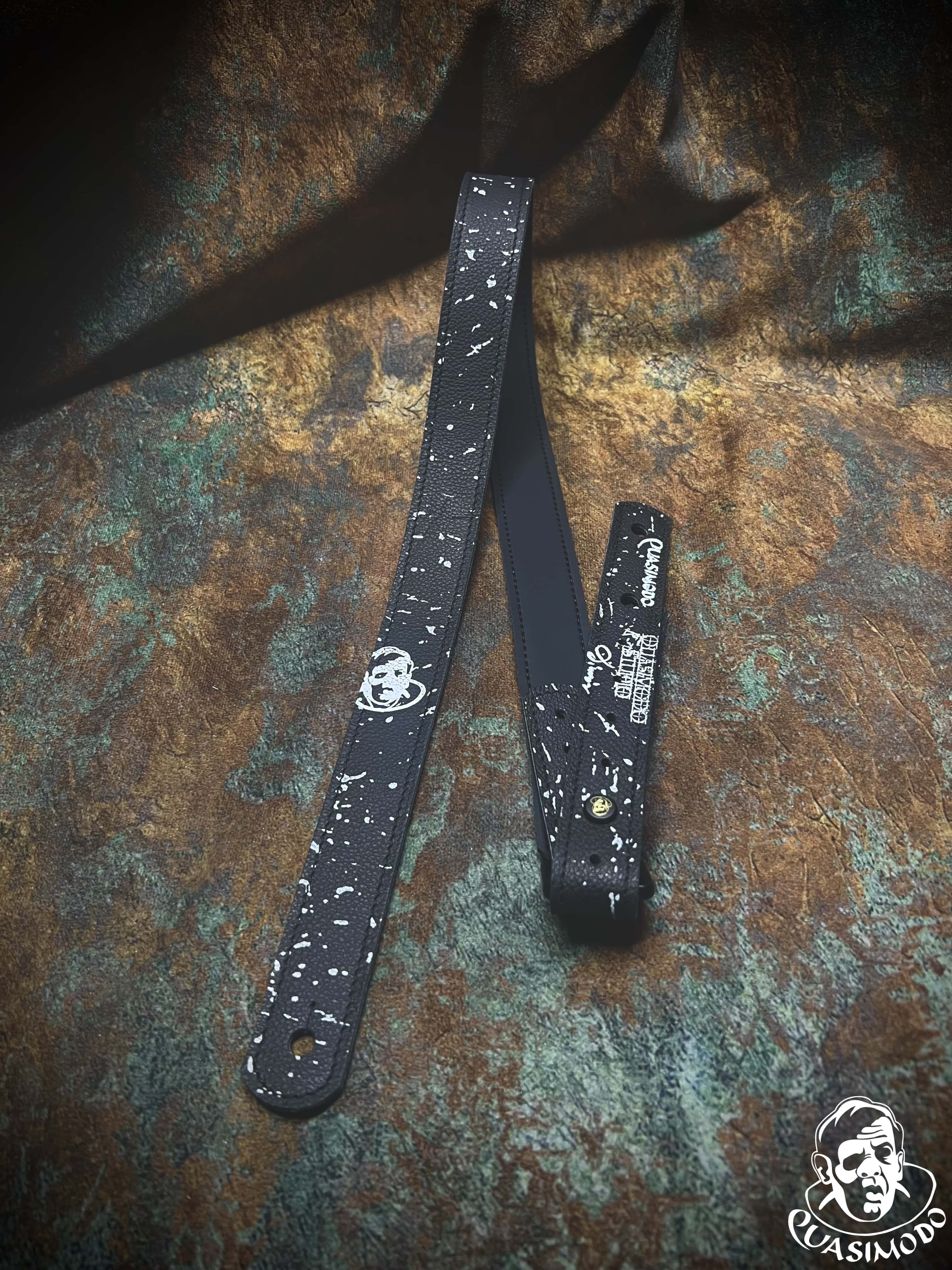 Image of Limited edition custom guitar strap-Face-Limit Design-L-380