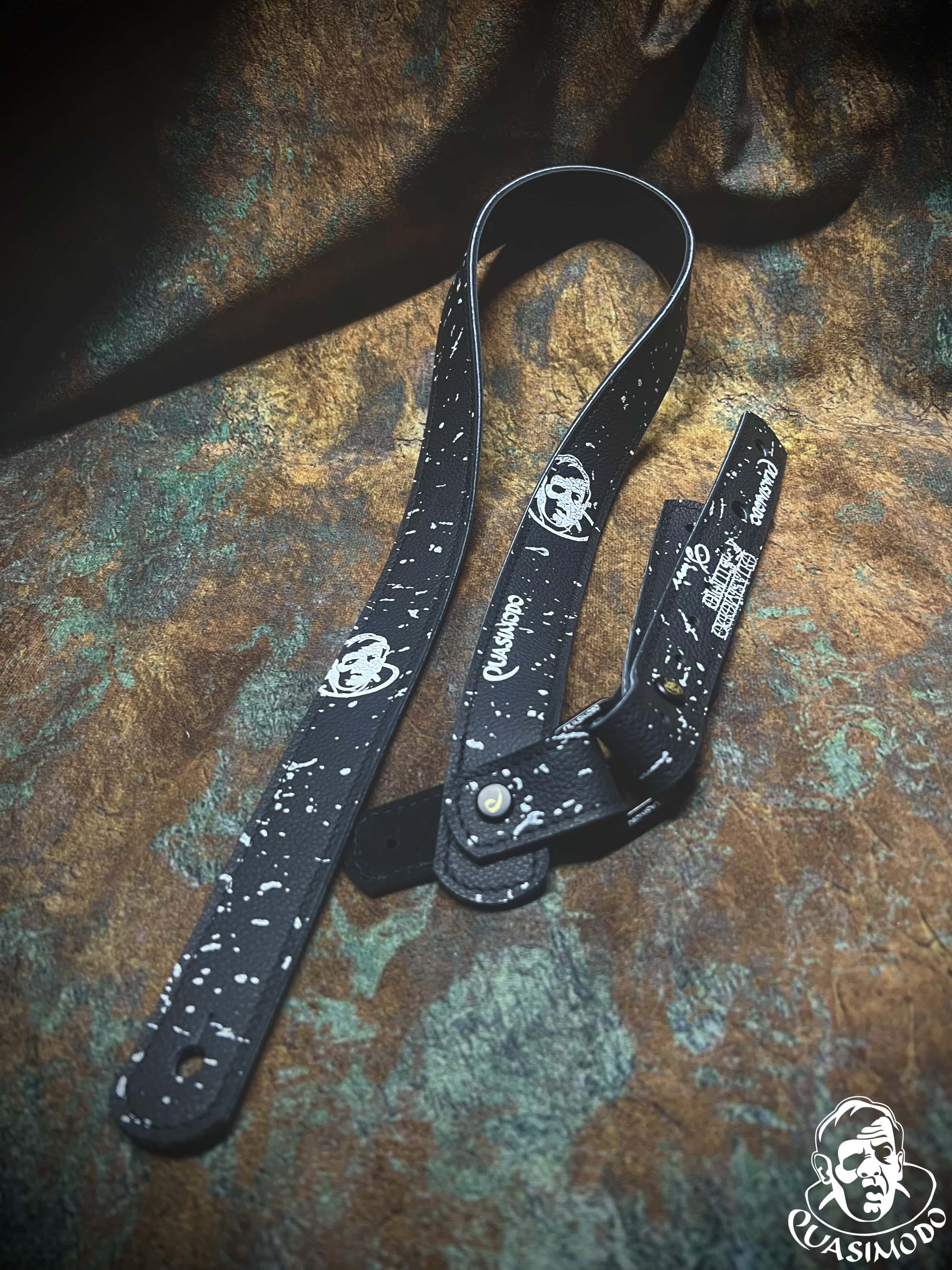 Image of Limited edition custom guitar strap-Face-Limit Design-L-380