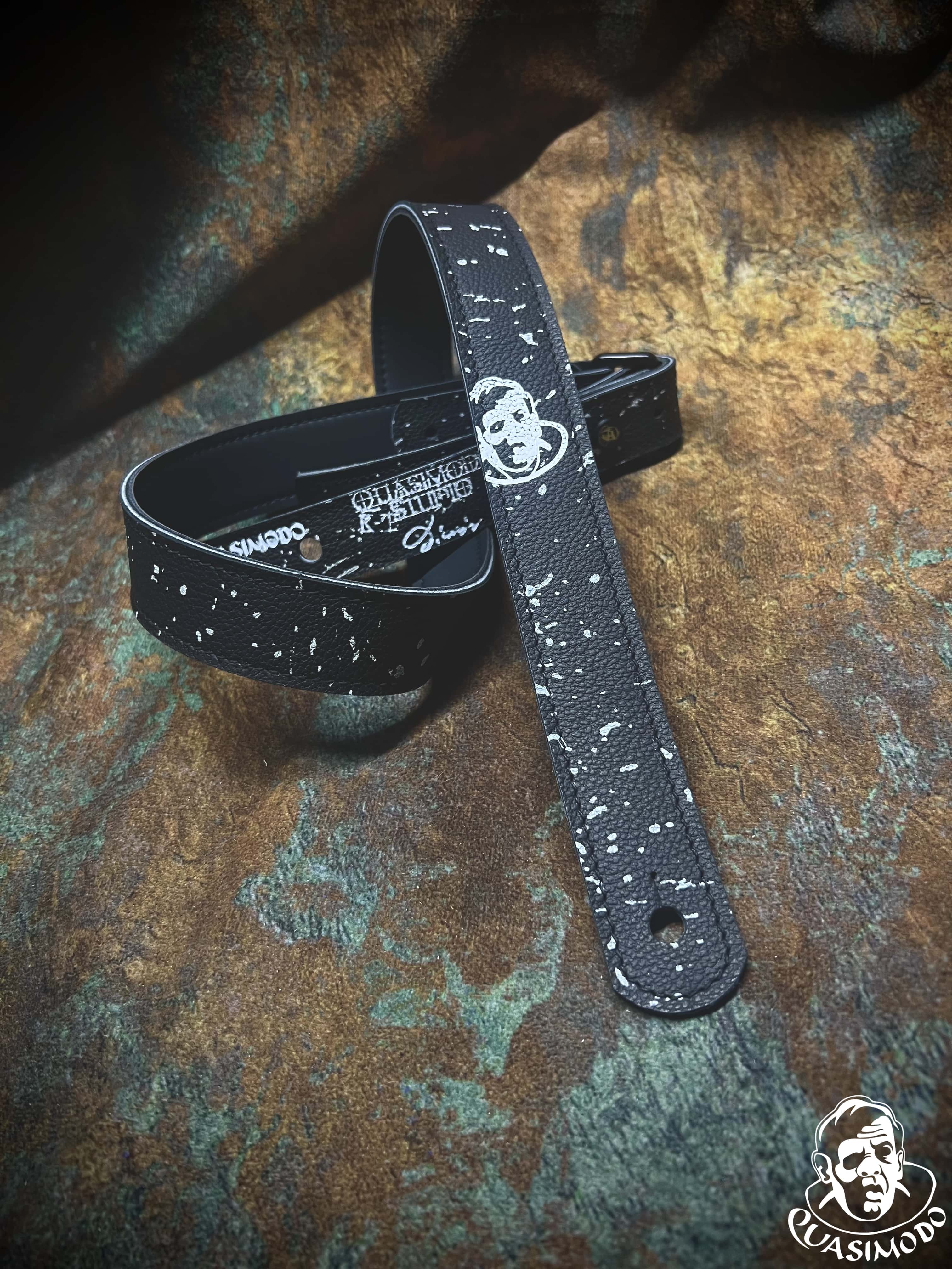 Image of Limited edition custom guitar strap-Face-Limit Design-L-380