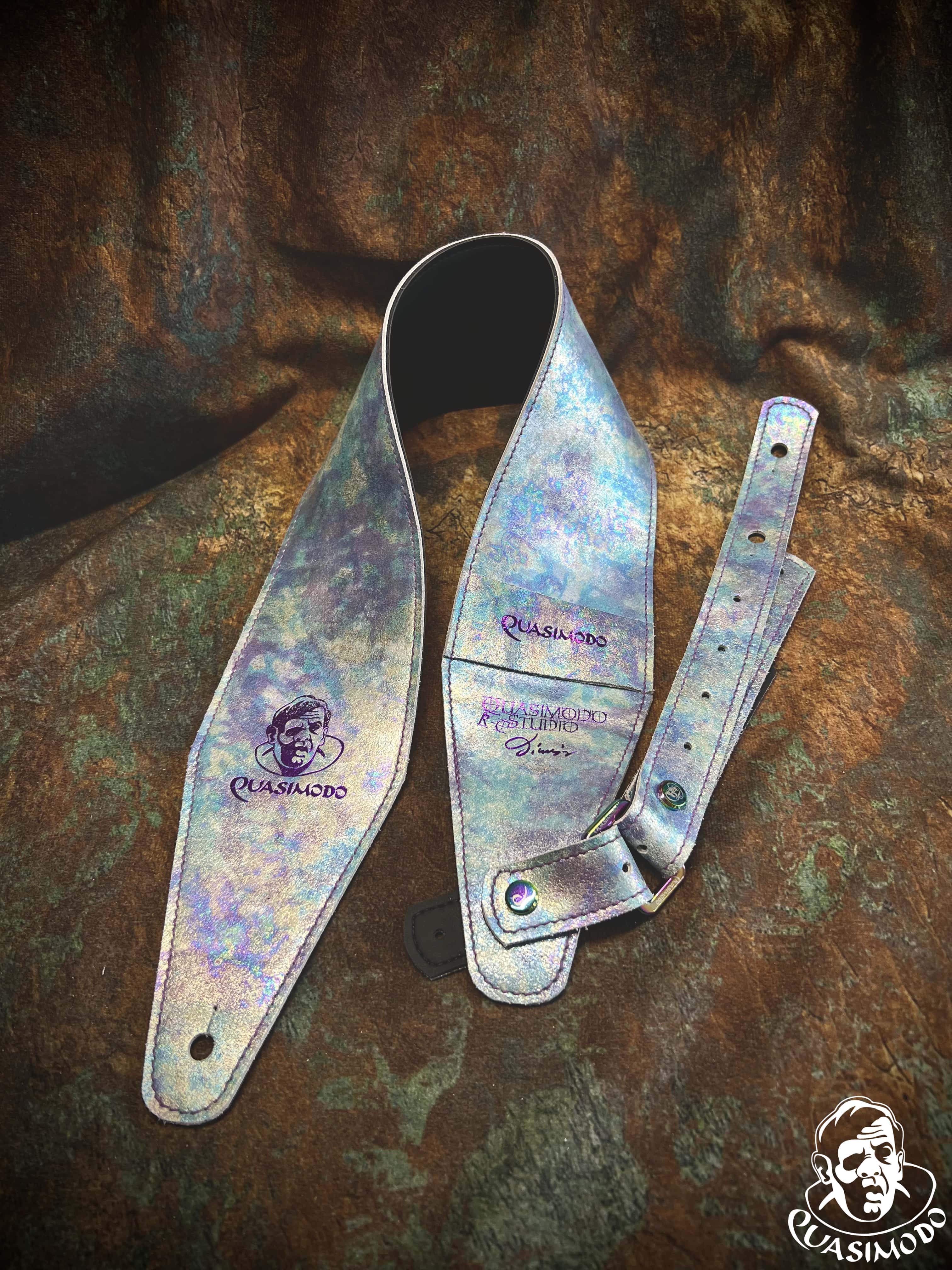 Image of Limited edition custom guitar strap-Face-Limit Design-L-382