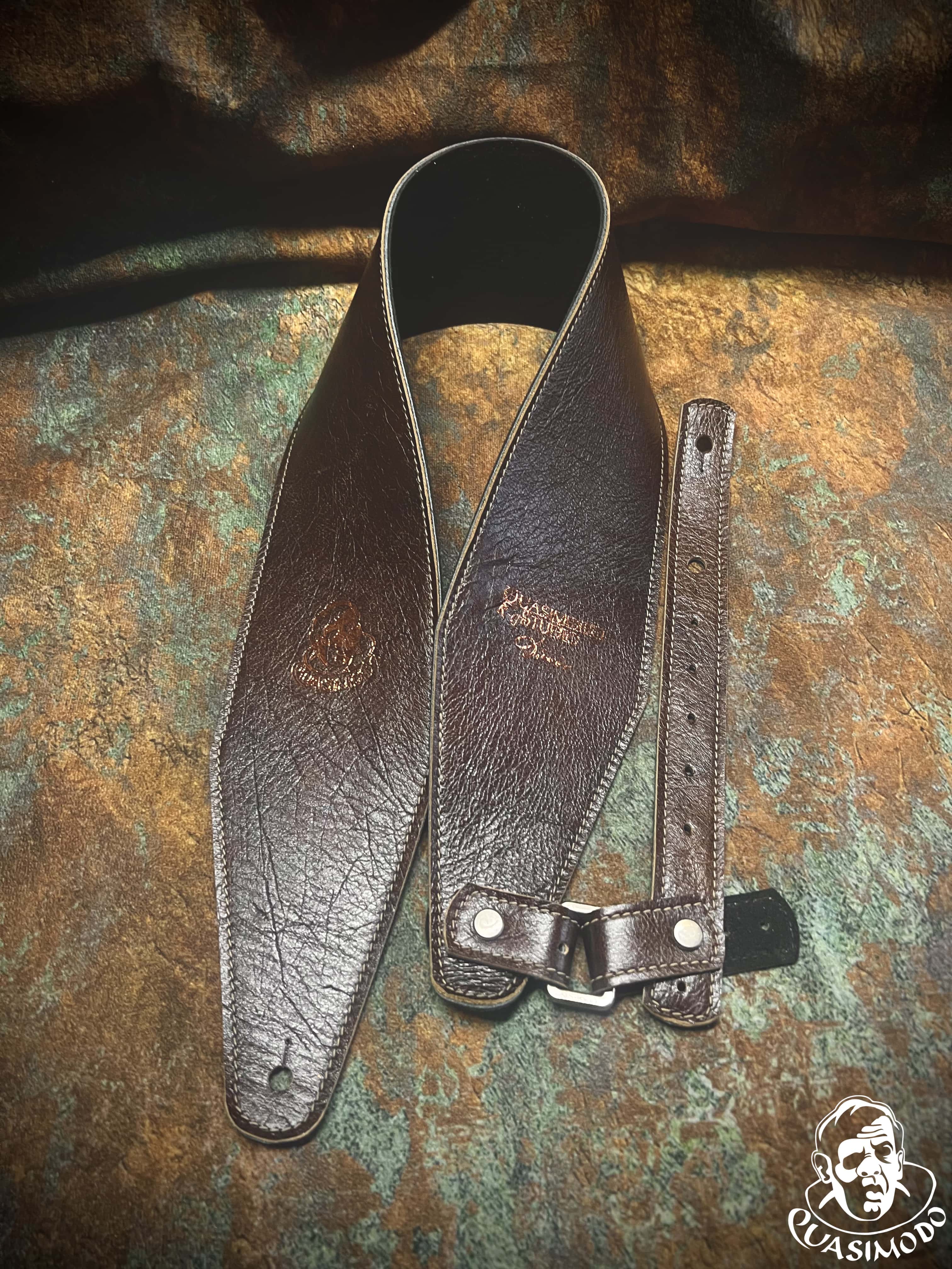 Image of Limited edition custom guitar strap-Face-Limit Design-L-383