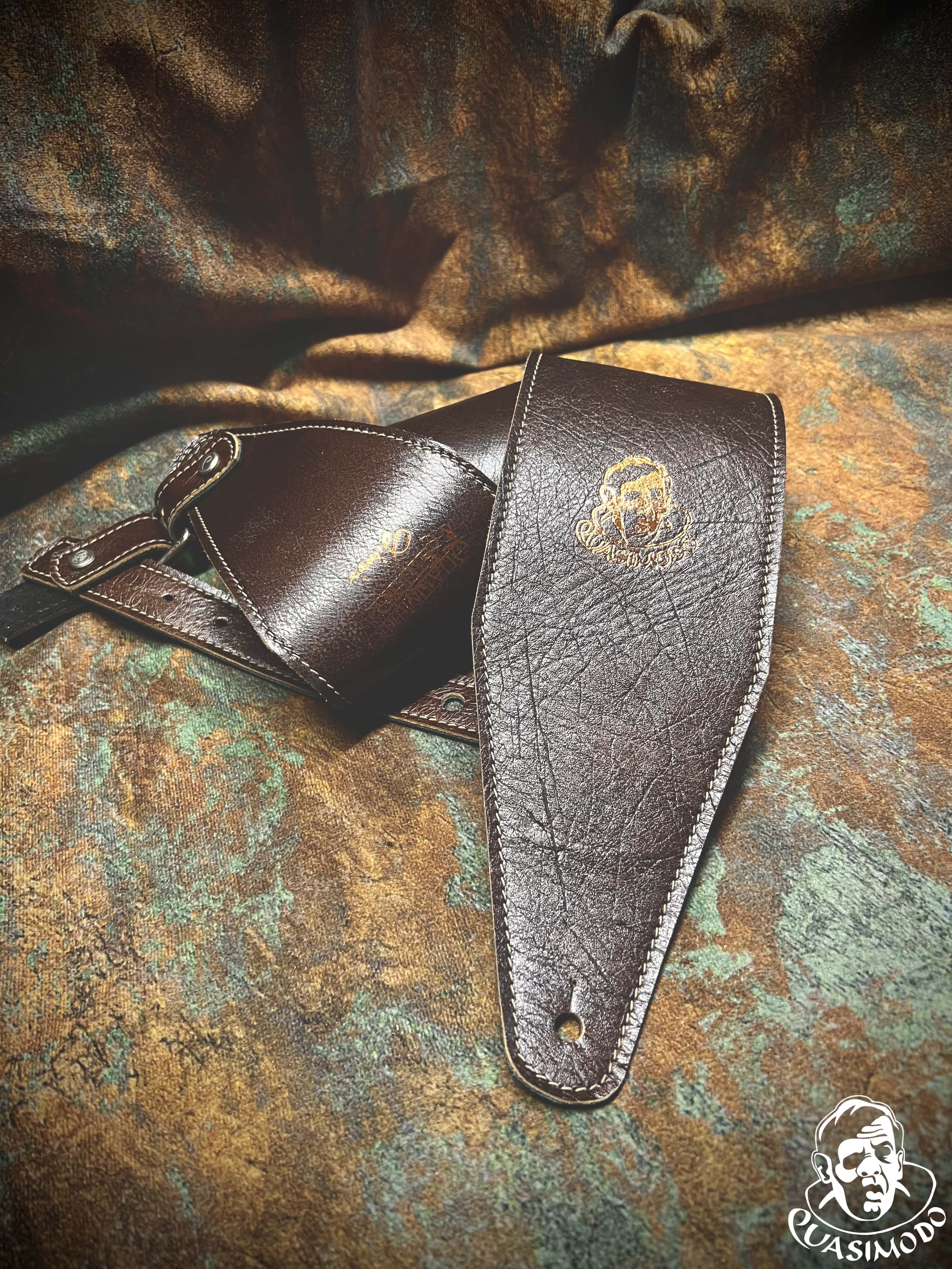 Image of Limited edition custom guitar strap-Face-Limit Design-L-383