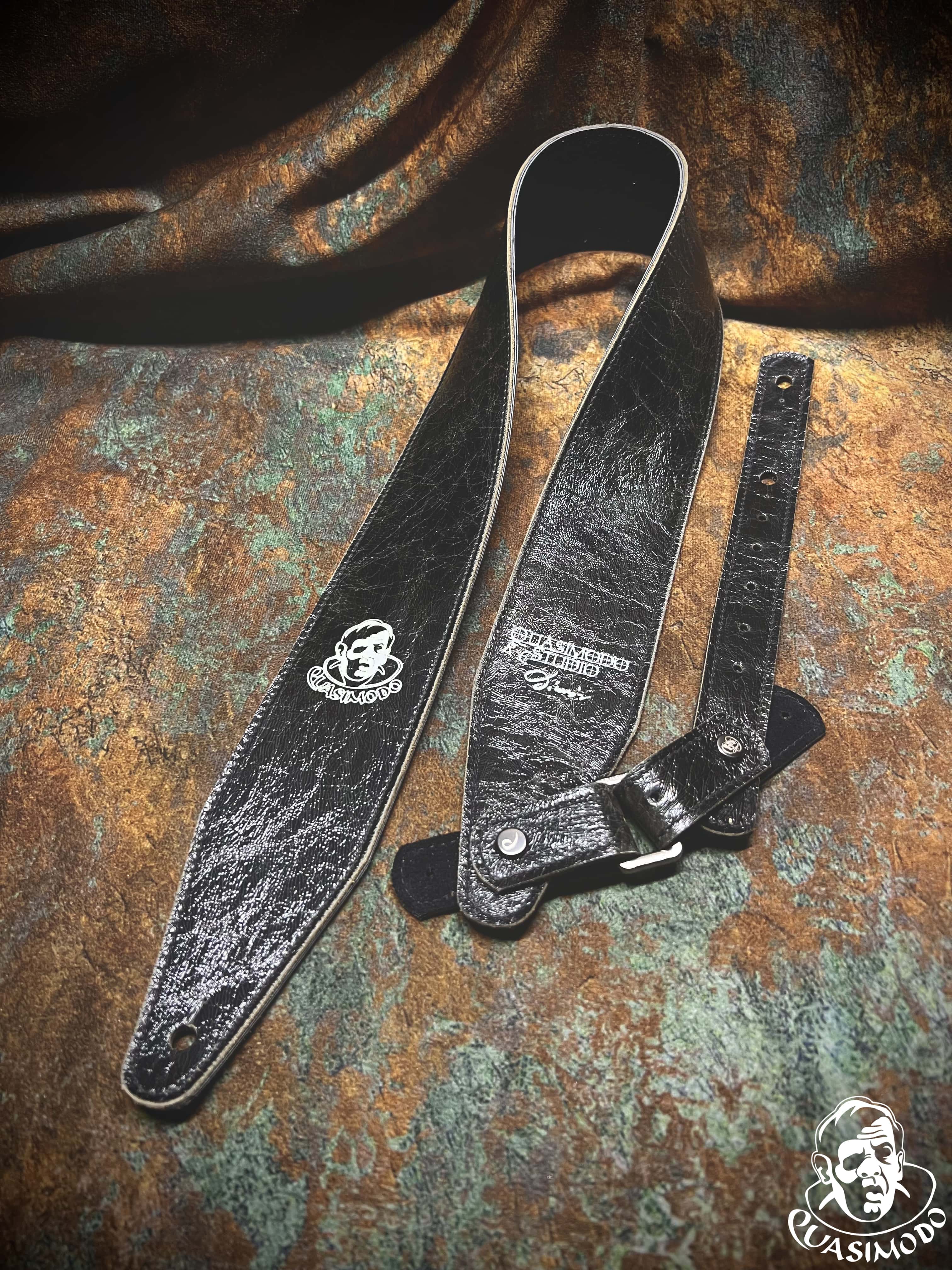 Image of Limited edition custom guitar strap-Face-Limit Design-L-388