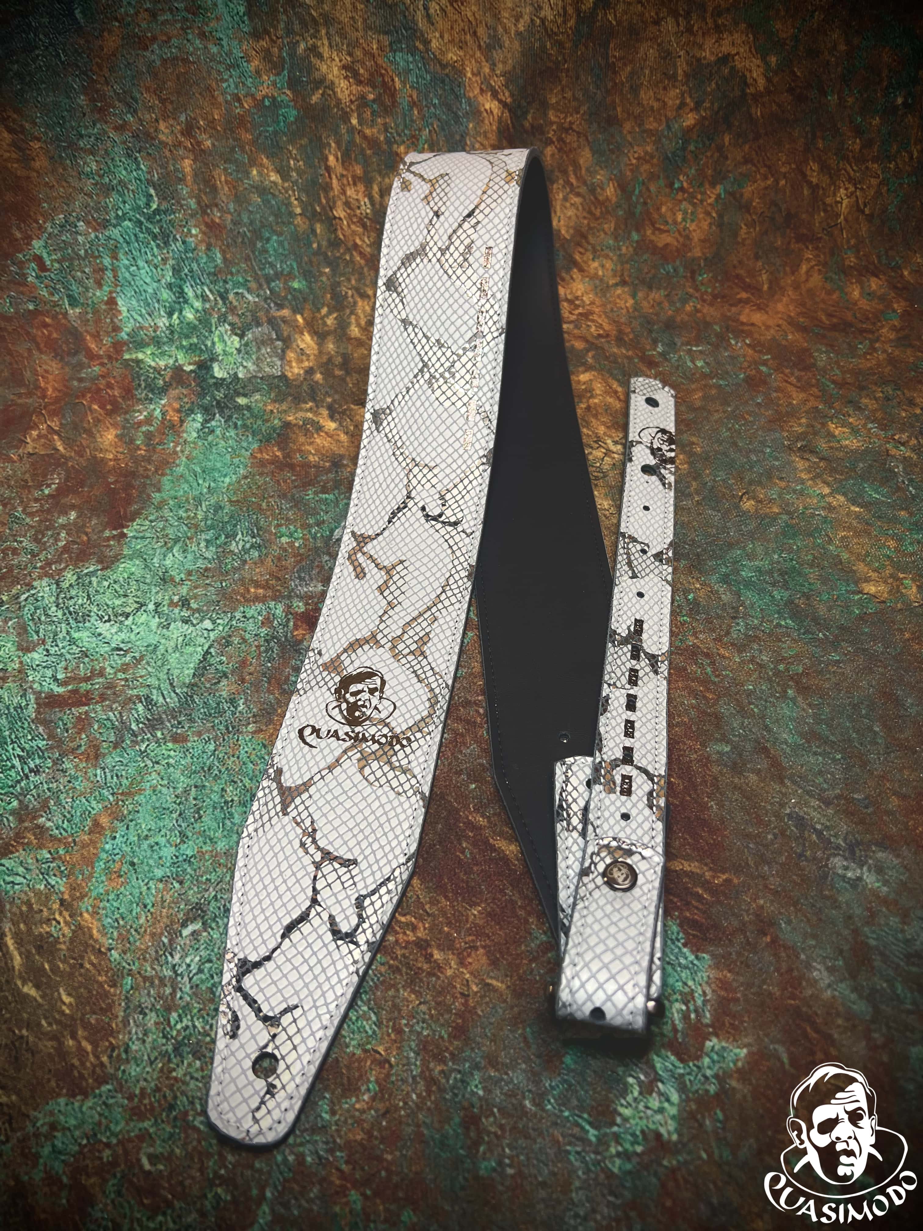 Image of Limited edition custom guitar strap-Face-Limit Design-L-498