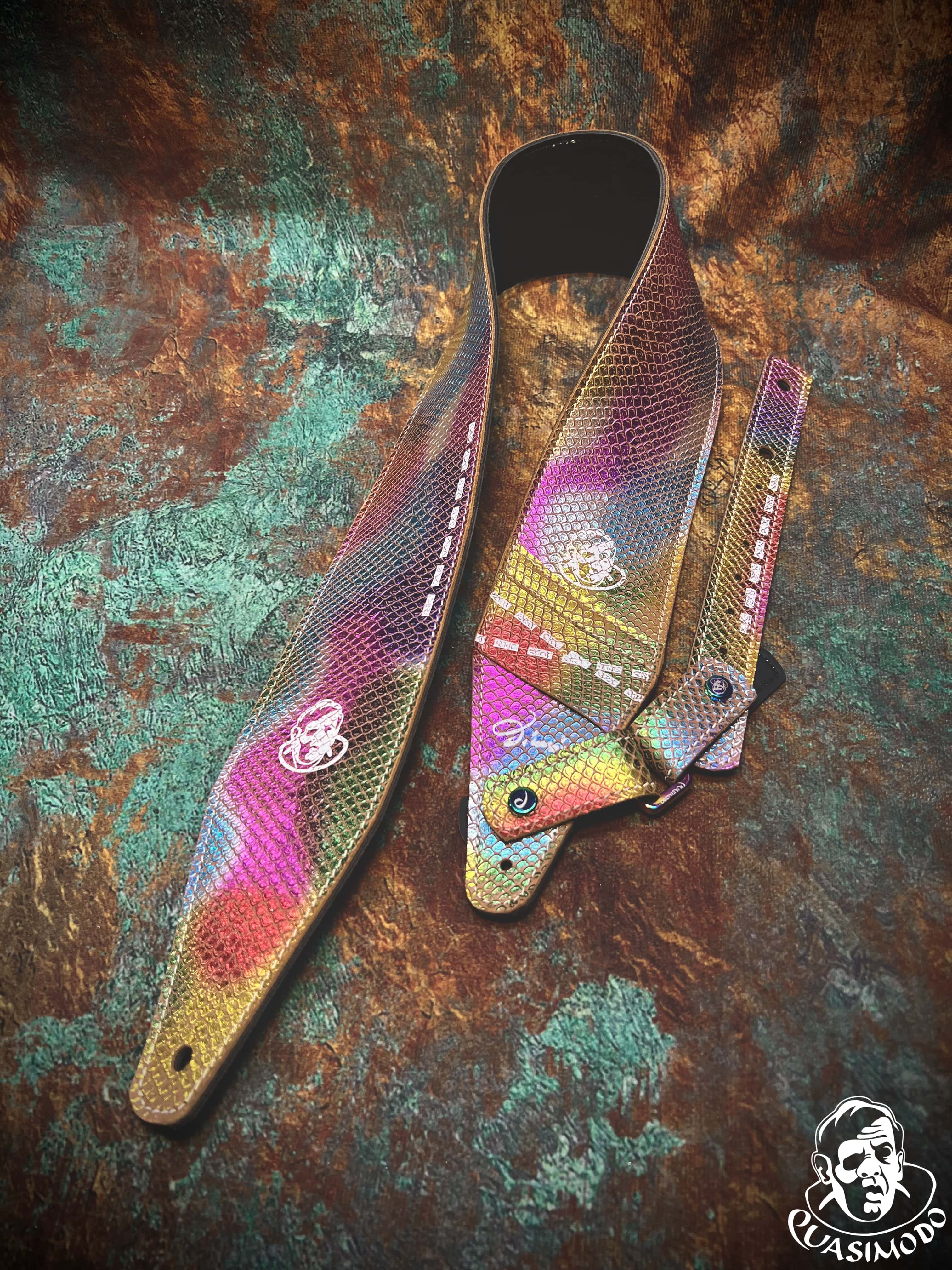 Image of Limited edition custom guitar strap-Face-Limit Design-L-552