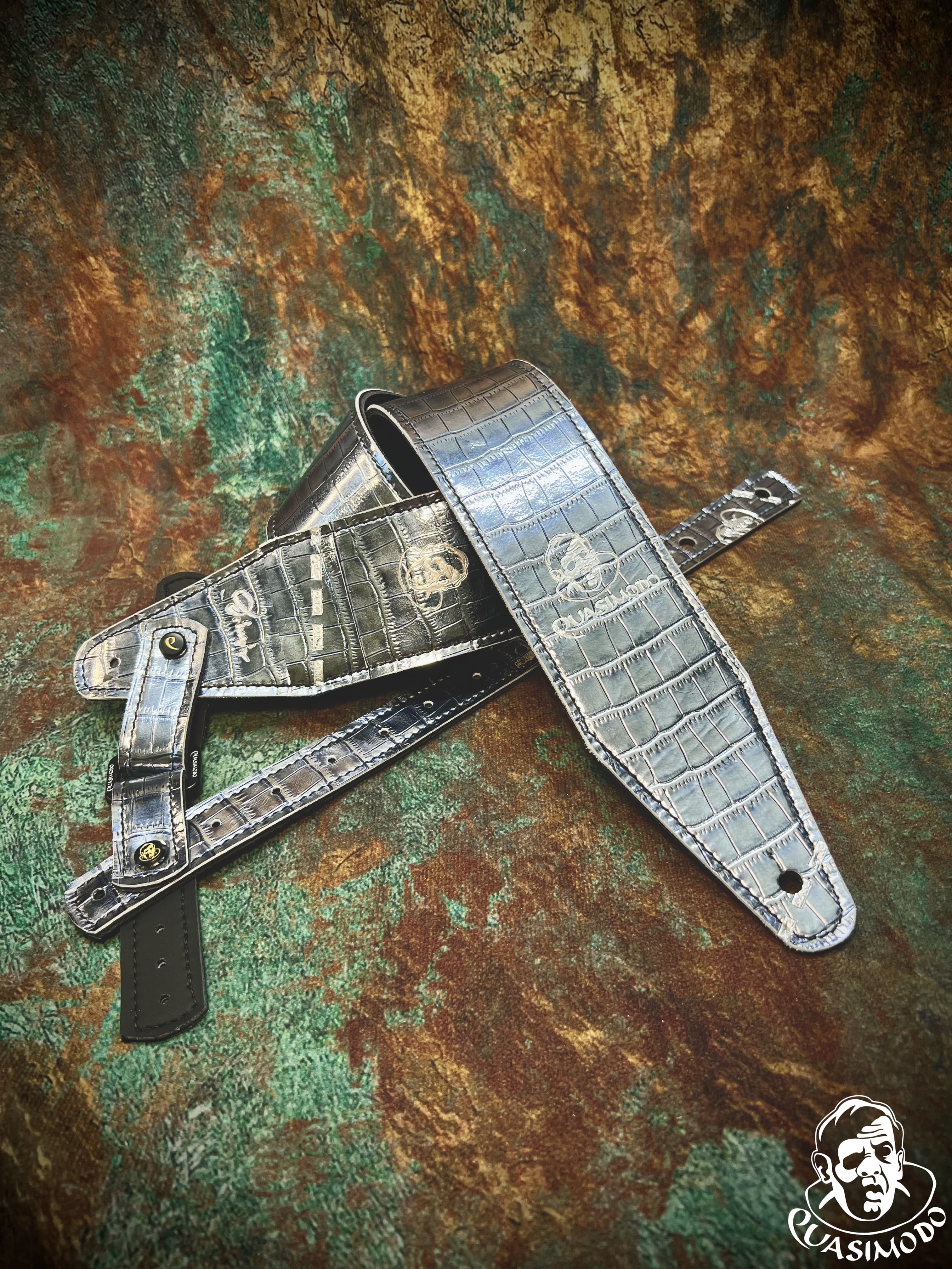 Image of Limited edition custom guitar strap-Face-Limit Design-L-564