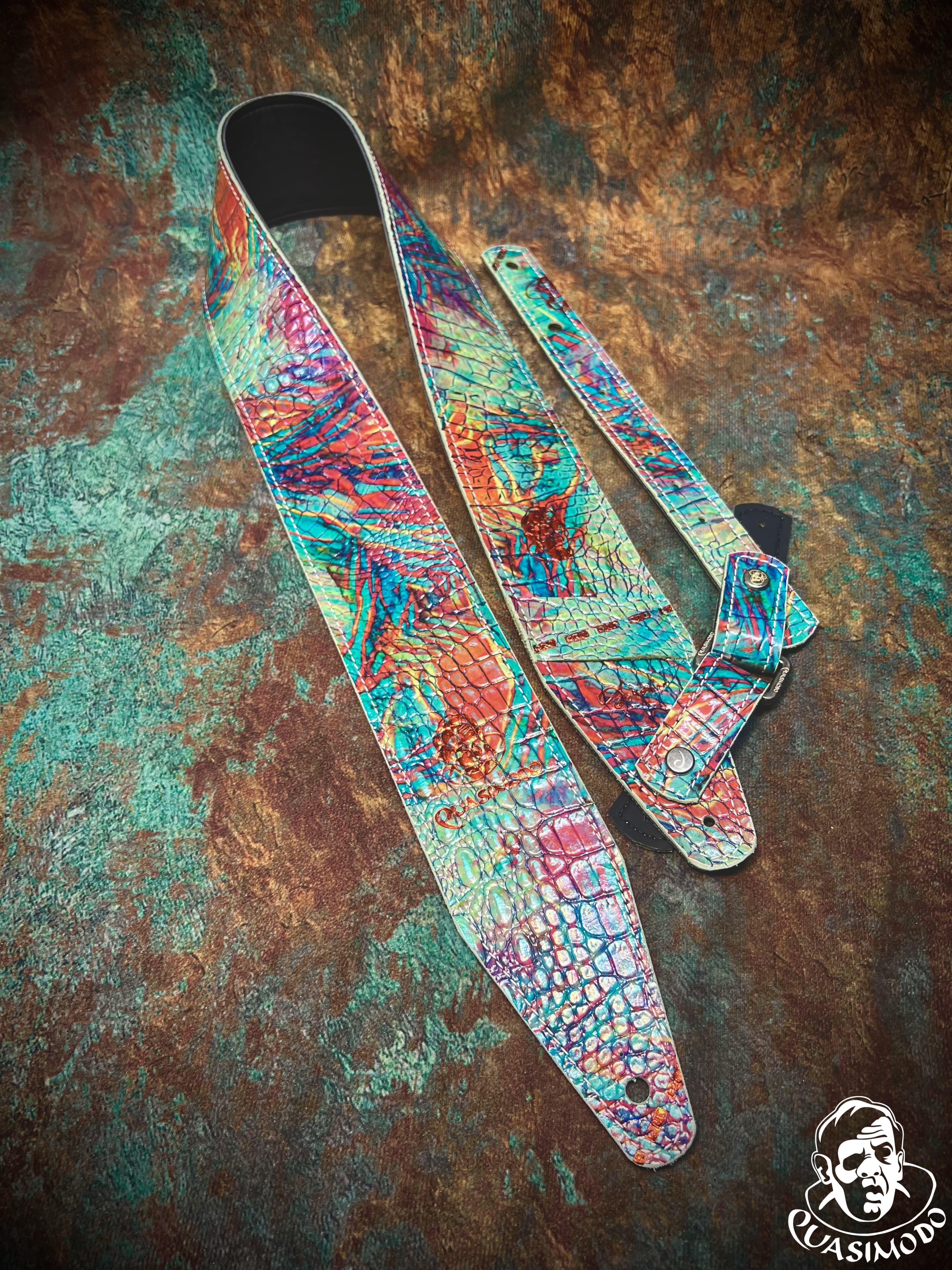 Image of Limited edition custom guitar strap-Face-Limit Design-L-568