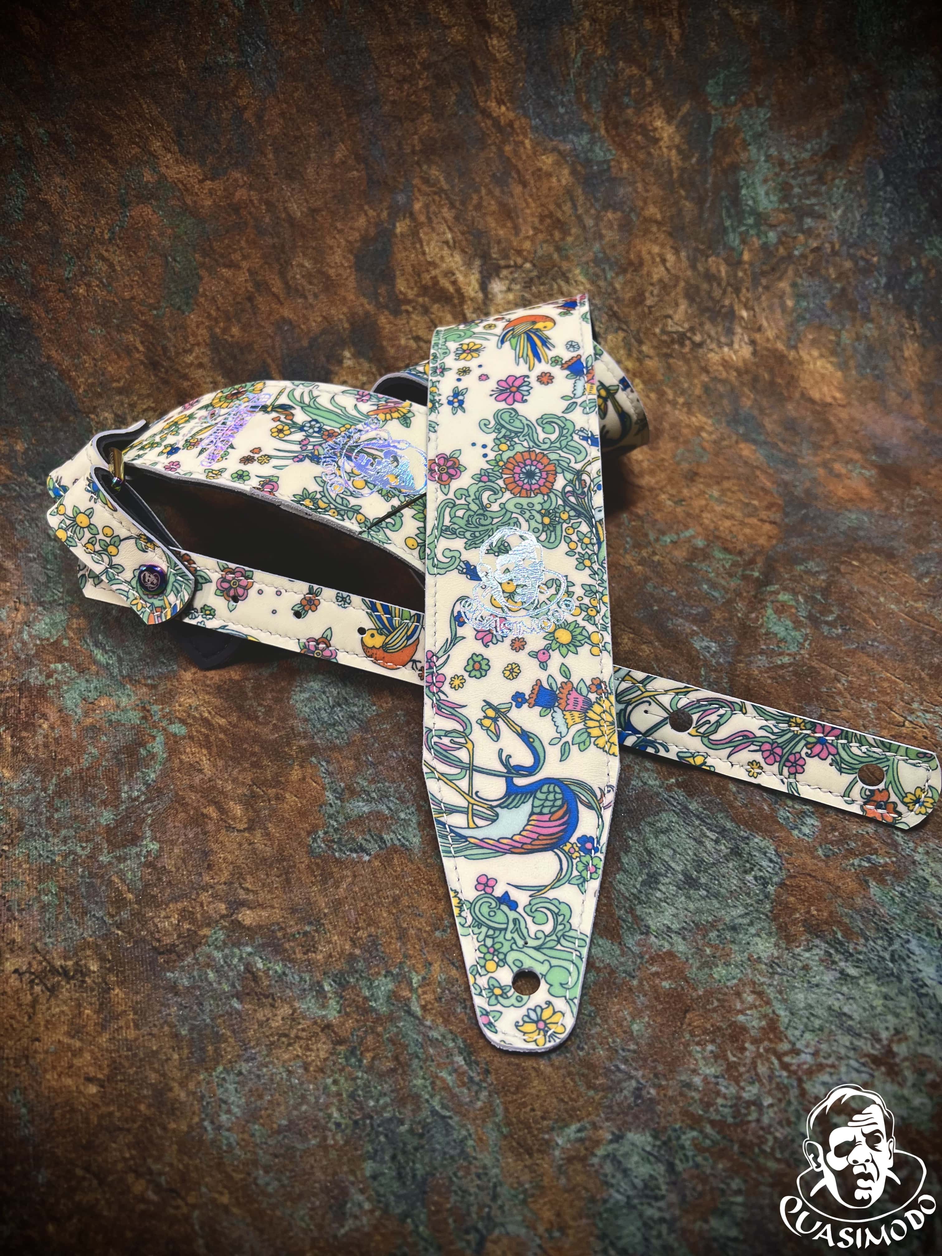 Image of Custom guitar straps-Face-Selected Design-S-101